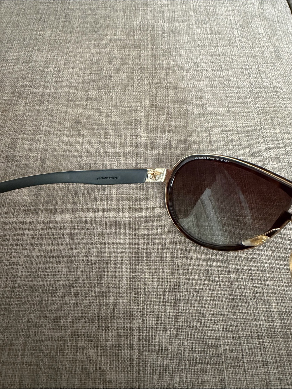 Gucci Women's Tortoiseshell Shield Sunglasses with Dark Brown Lenses - Picture 6 of 12